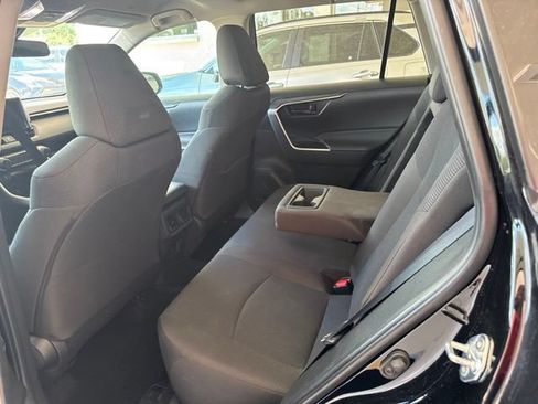 Used 2024 Toyota RAV4 LE FWD image 24
