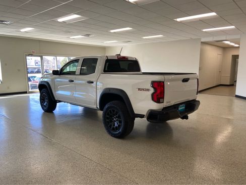 Used 2024 Chevrolet Colorado Trail Boss image 10