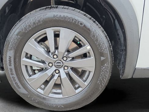 Certified 2026 Nissan Pathfinder SV AWD/4WD image 53