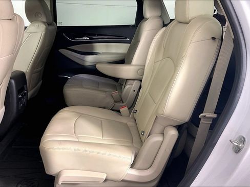 Used 2020 Buick Enclave Premium FWD image 2