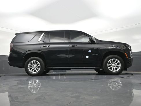 Used 2025 Chevrolet Tahoe LS RWD image 28