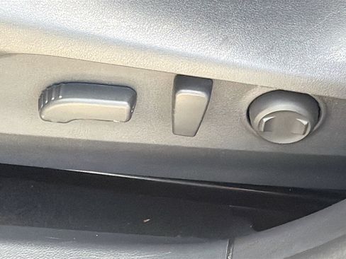 Certified 2024 Subaru Outback Premium image 25