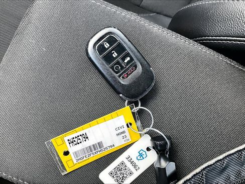 Used 2023 Honda Civic Sport image 15