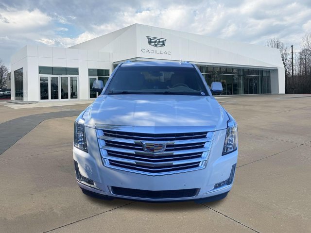 Used 2019 Cadillac Escalade Platinum AWD/4WD image 8