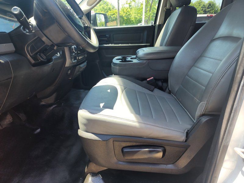 Used 2017 RAM 1500 Tradesman RWD image 5