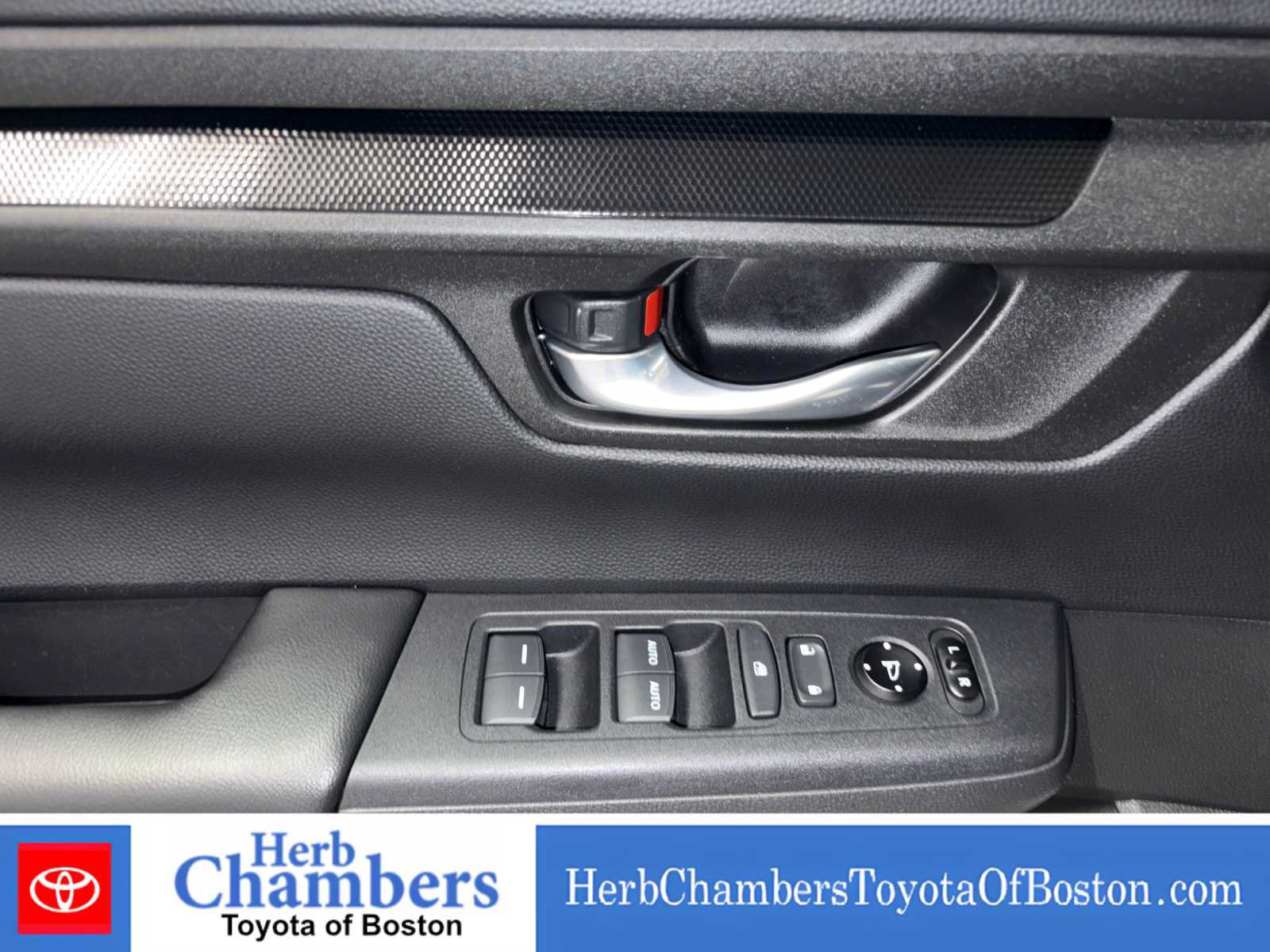 Used 2023 Honda CR-V EX image 15