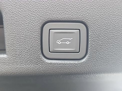 New 2026 GMC Acadia Elevation w/ Super Cruise Package image 7