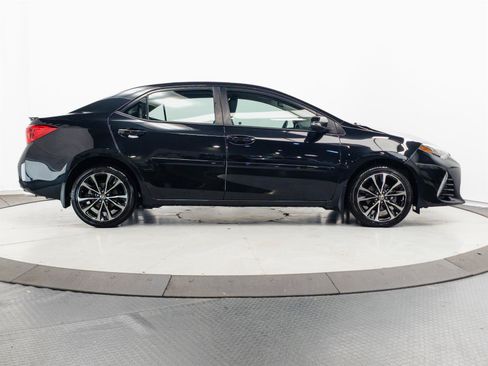 Used 2019 Toyota Corolla SE FWD image 11