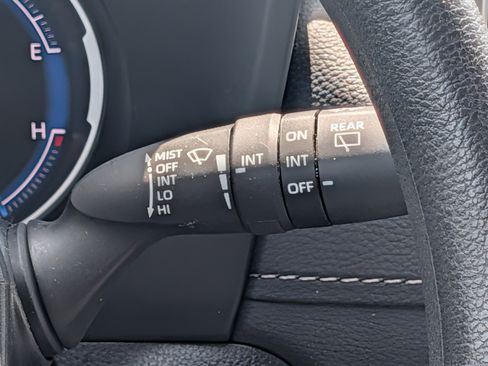 Used 2024 Toyota RAV4 XLE AWD/4WD image 24