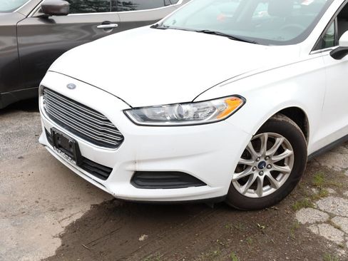 Used 2016 Ford Fusion S FWD image 2
