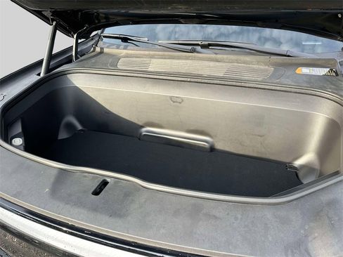 Used 2023 Rivian R1S Adventure image 13