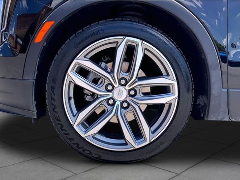 Used 2020 Cadillac XT4 Sport w/ Cold Weather Package FWD image 11