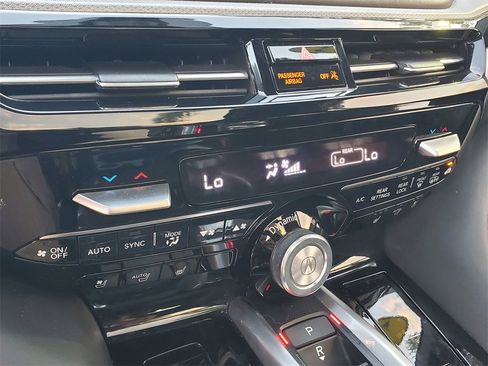 Used 2023 Acura MDX A-Spec image 32