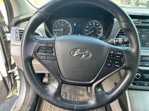 Used 2017 Hyundai Sonata Sport w/ Value Edition Package 02 FWD image 13
