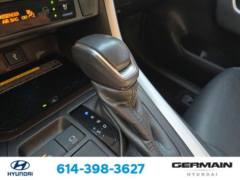 Used 2021 Toyota RAV4 Limited AWD/4WD image 26