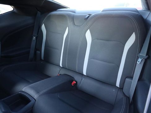 Used 2020 Chevrolet Camaro LT RWD image 12
