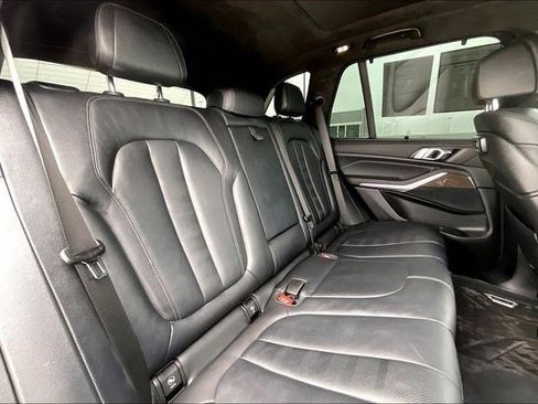 Used 2022 BMW X5 xDrive40i w/ Luxury Seating Package image 32