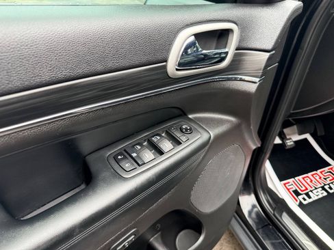 Used 2021 Jeep Grand Cherokee Limited w/ Sun & Sound Group RWD image 14