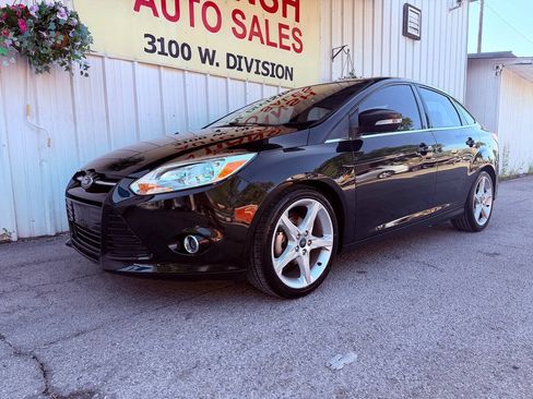 Used 2012 Ford Focus Titanium FWD image 7