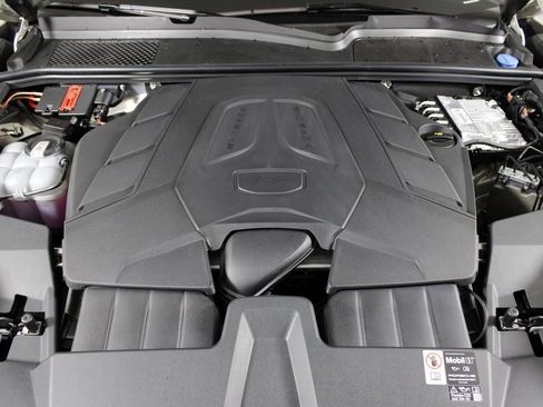 New 2026 Porsche Cayenne Coupe image 41