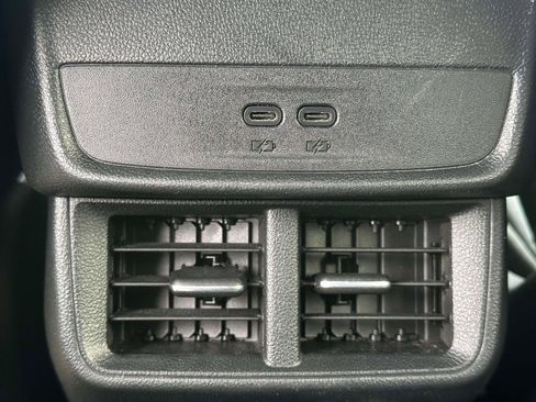 Certified 2025 Chevrolet Equinox LT w/ Convenience Package II image 12