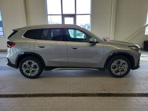 Used 2026 BMW X1 xDrive28i w/ Technology Package AWD/4WD image 4