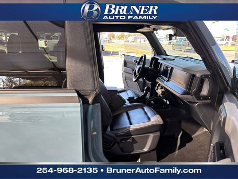 Used 2023 Ford Bronco Big Bend image 15