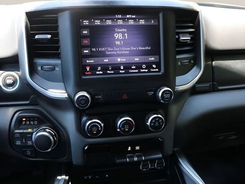Used 2019 RAM 1500 Big Horn AWD/4WD image 24