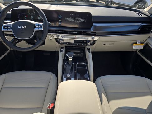 New 2025 Kia Telluride S image 15