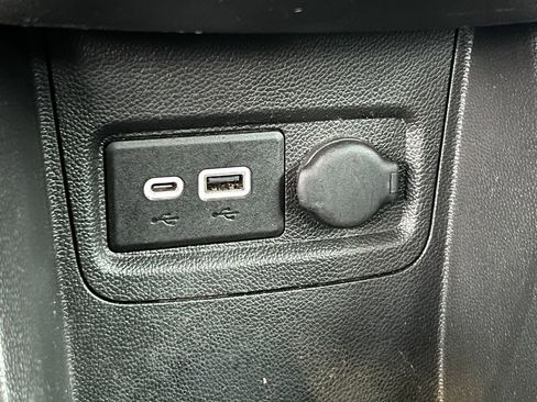 Used 2021 Chevrolet Spark LT FWD image 28