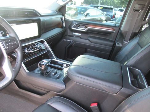 Used 2025 GMC Sierra 1500 Denali w/ Denali Reserve Package AWD/4WD image 17
