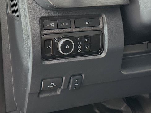 Used 2024 Ford F250 Lariat w/ Tremor Off-Road Package AWD/4WD image 14