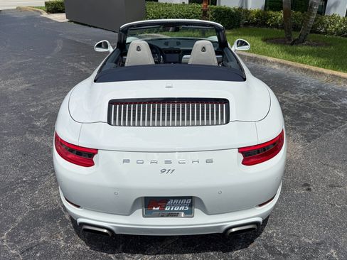 Used 2018 Porsche 911 Carrera image 12