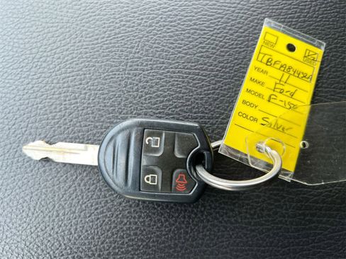 Used 2011 Ford F150 Lariat image 34