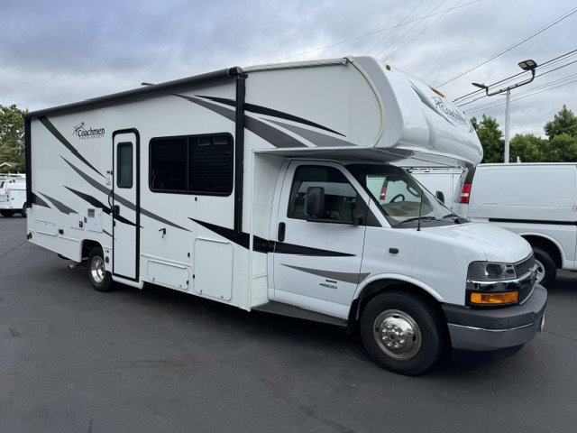Used 2019 Chevrolet Express 4500 w/ RV Package RWD image 1