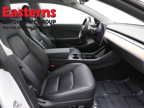 Used 2018 Tesla Model 3 Long Range RWD image 18