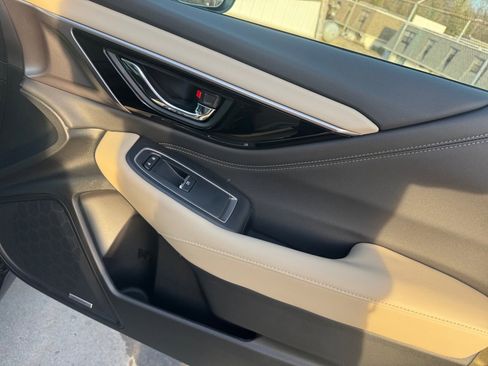 Used 2025 Subaru Outback Limited w/ Popular Package #2 image 35