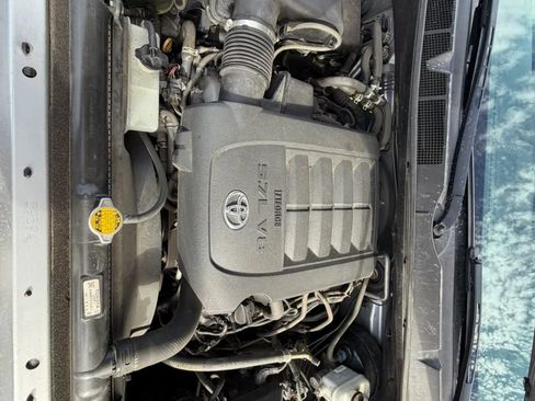 Used 2013 Toyota Sequoia Platinum RWD image 37