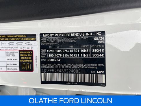 Used 2025 Mercedes-Benz GLS 450 4MATIC image 21