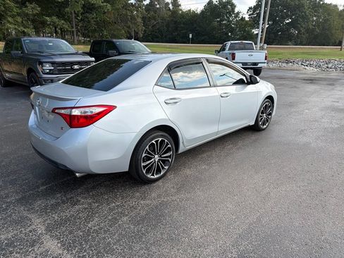Used 2014 Toyota Corolla S FWD image 3