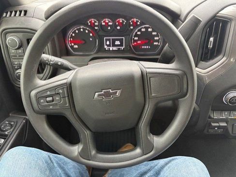 Used 2025 Chevrolet Silverado 2500 Custom w/ Custom Value Package image 13