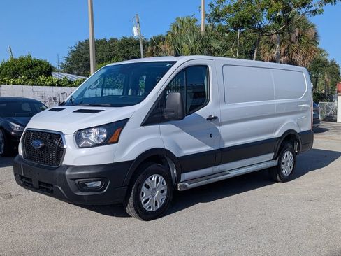 Used 2025 Ford Transit 250 Low Roof w/ Exterior Upgrade Package RWD image 3