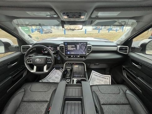 Used 2024 Toyota Tundra Limited image 10