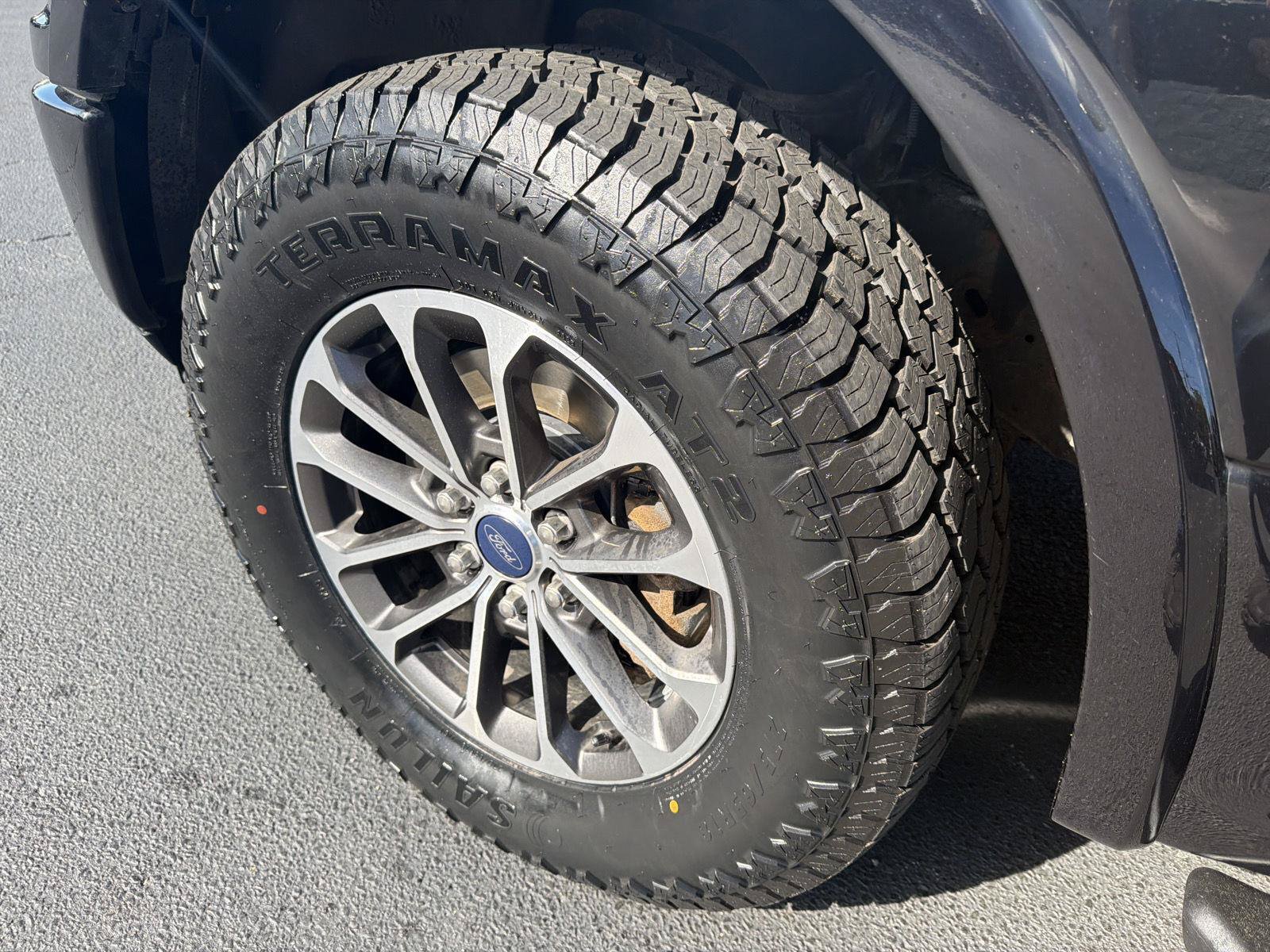 Used 2020 Ford F150 XLT w/ Equipment Group 302A Luxury AWD/4WD image 9