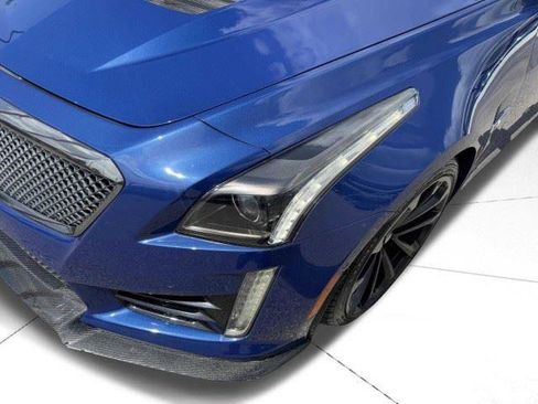 Used 2019 Cadillac CTS V w/ Carbon Fiber Package RWD image 14