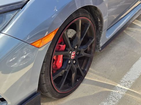 Used 2019 Honda Civic Type R image 12