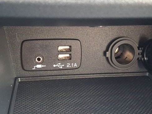 Certified 2023 Subaru Crosstrek 2.0i Premium image 24