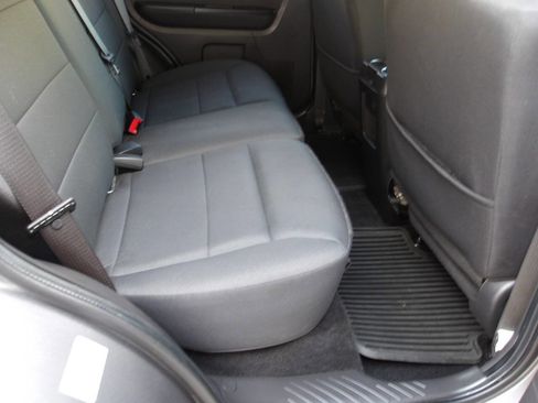 Used 2012 Ford Escape XLT AWD/4WD image 19