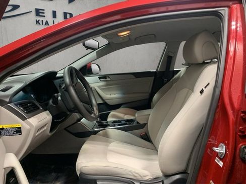 Used 2016 Hyundai Sonata SE image 12