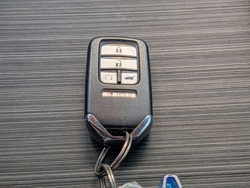 Used 2022 Honda Pilot Touring image 38